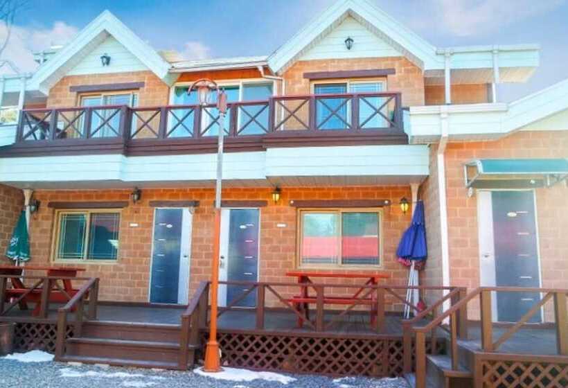 Goesan Hwayang Hwangto Pension