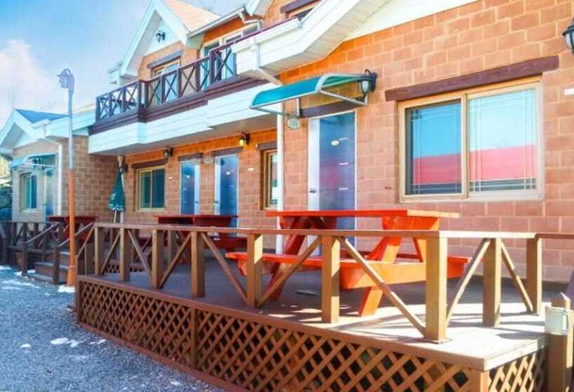 Goesan Hwayang Hwangto Pension