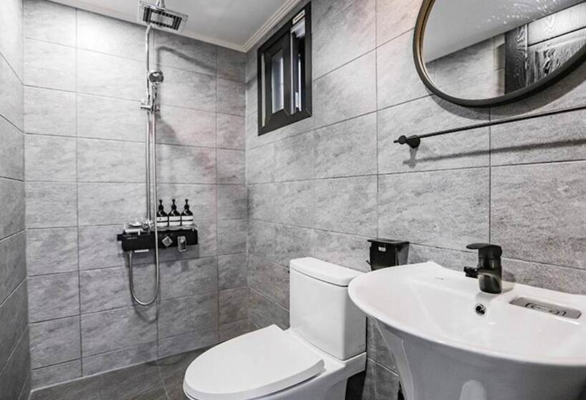 Goseong Badae Banhada Pension