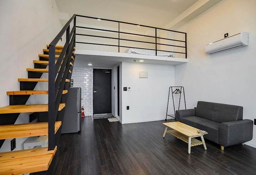 Goseong Badae Banhada Pension