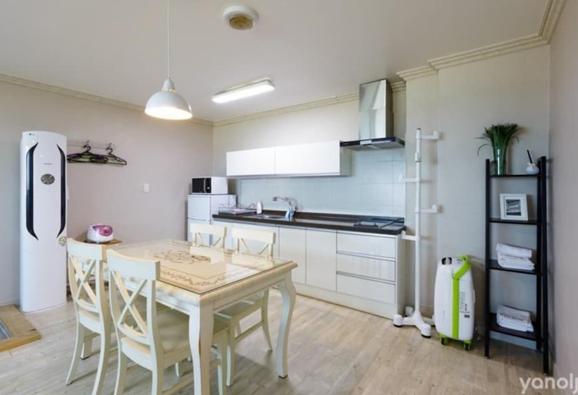 Goseong Bonobono Pension