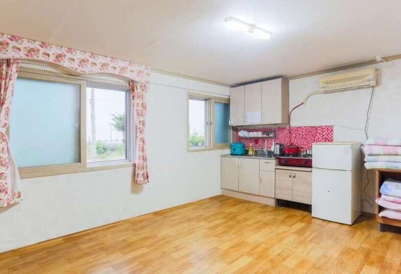 Goseong Hanwori Pension