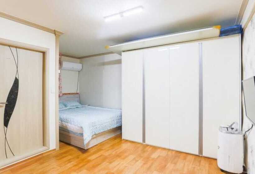 Goseong Hanwori Pension