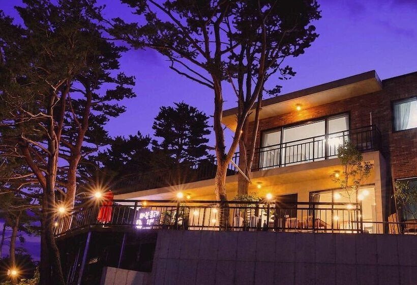 Goseong Pinetree Pension