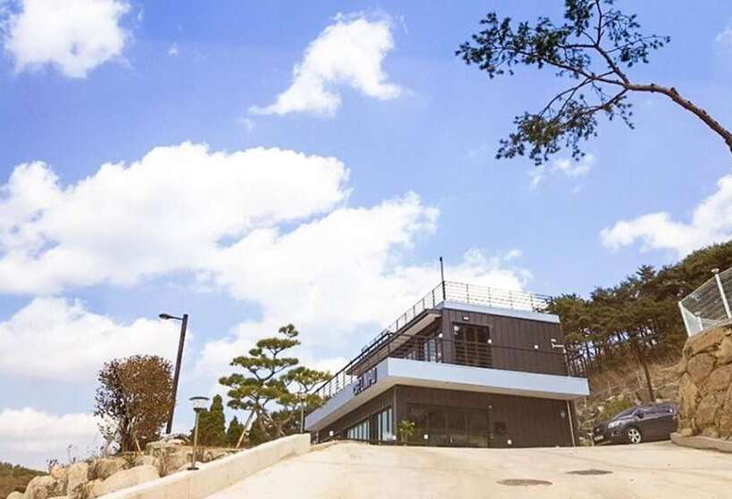 Goseong San Deul Bada Pension