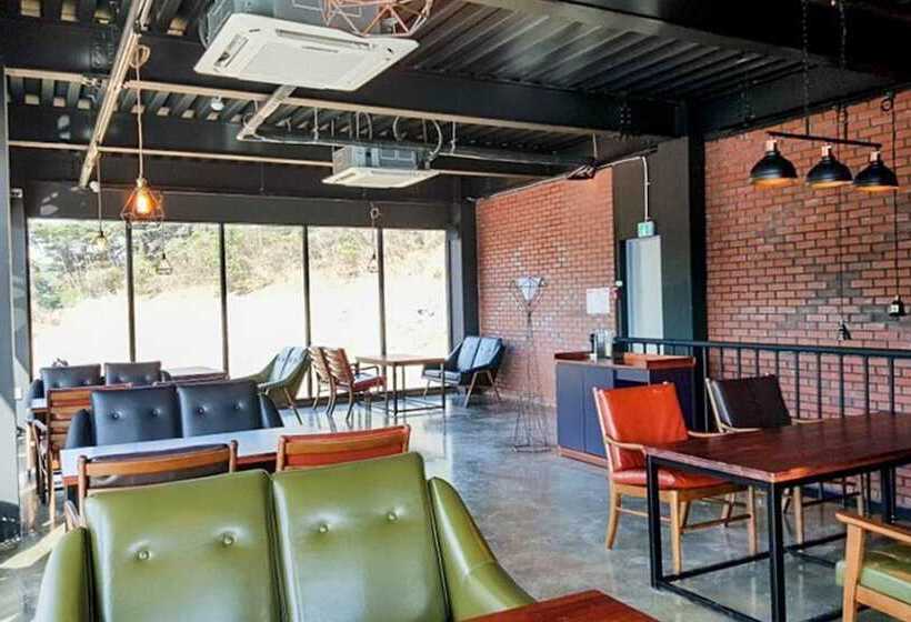 Goseong San Deul Bada Pension