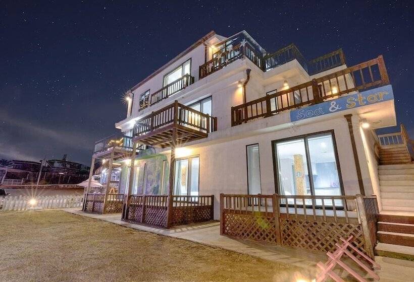 Goseong Sea&star Pension