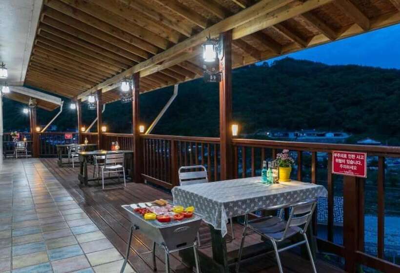 Gurye Dandelion Travel Pension