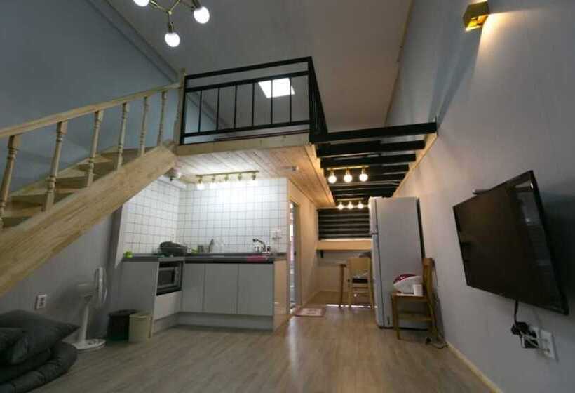 Gurye Jirisan Rosinante House Pension