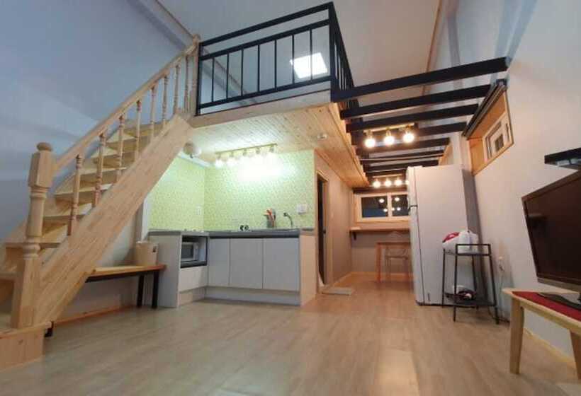 Gurye Jirisan Rosinante House Pension