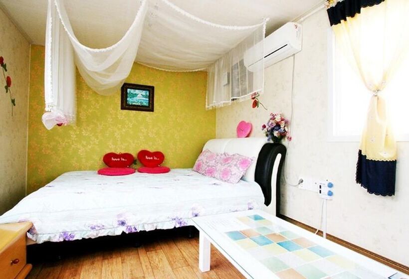 Gyeongju Fuzzy Pension