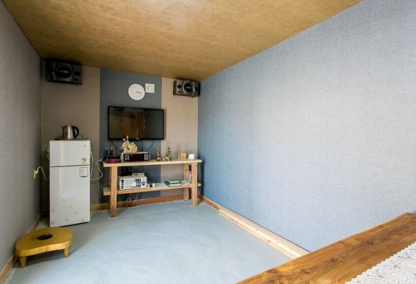 Gyeongju Samnamu Pension