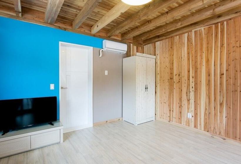 Gyeongju Samnamu Pension