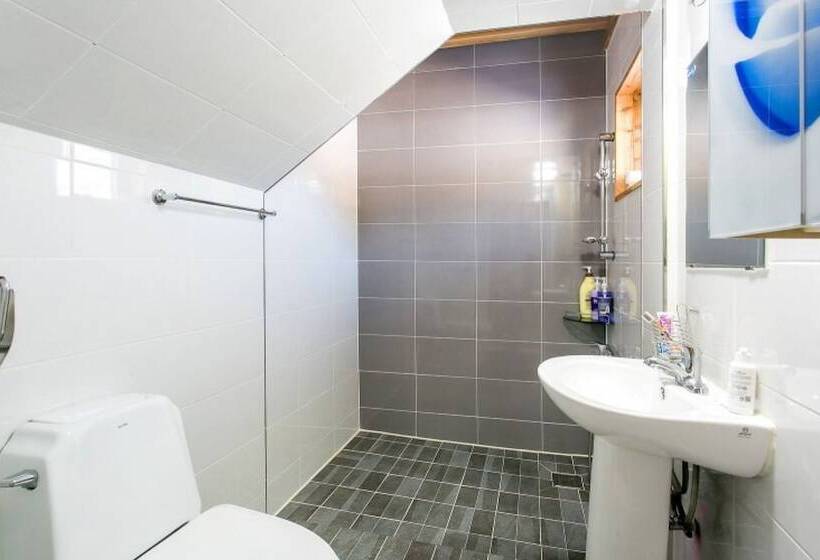 Gyeongju Samnamu Pension