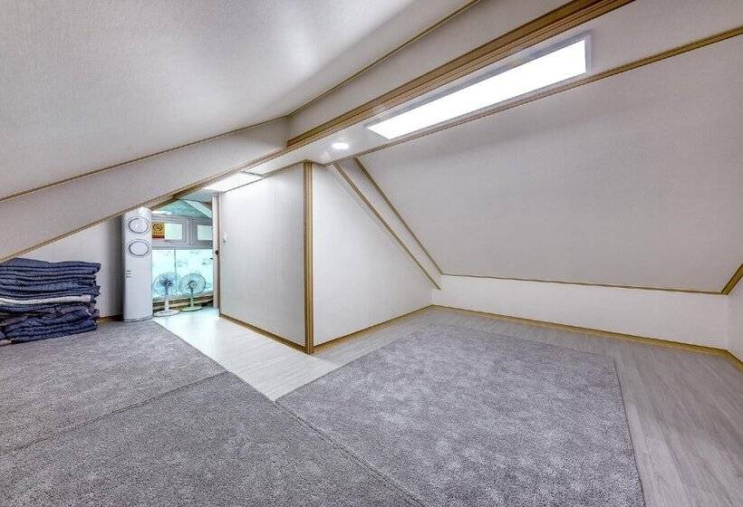 Gyeongju Soraedanga Pension