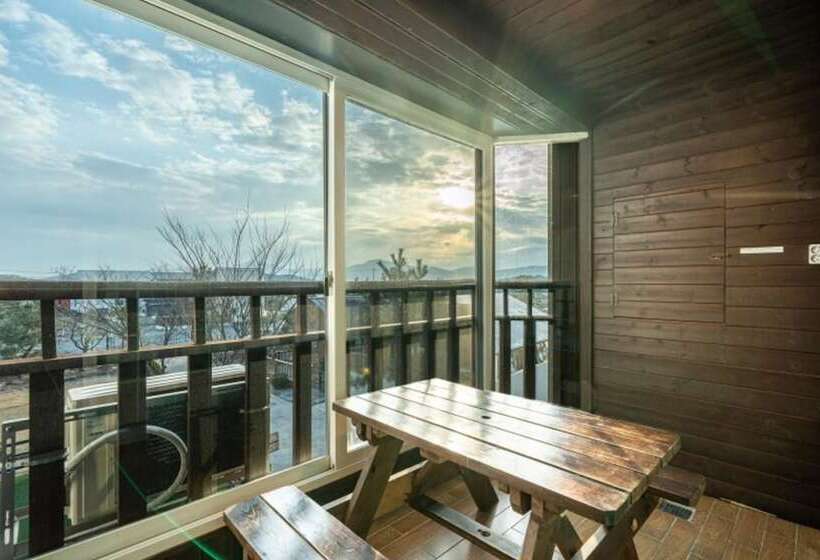 Gyeongju Bombom Pension