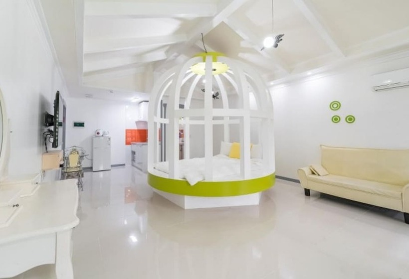 Gyeongju Victoria Diary Pension