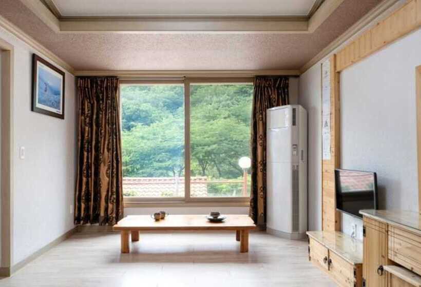 Haenam Duryunsan Tourist Pension