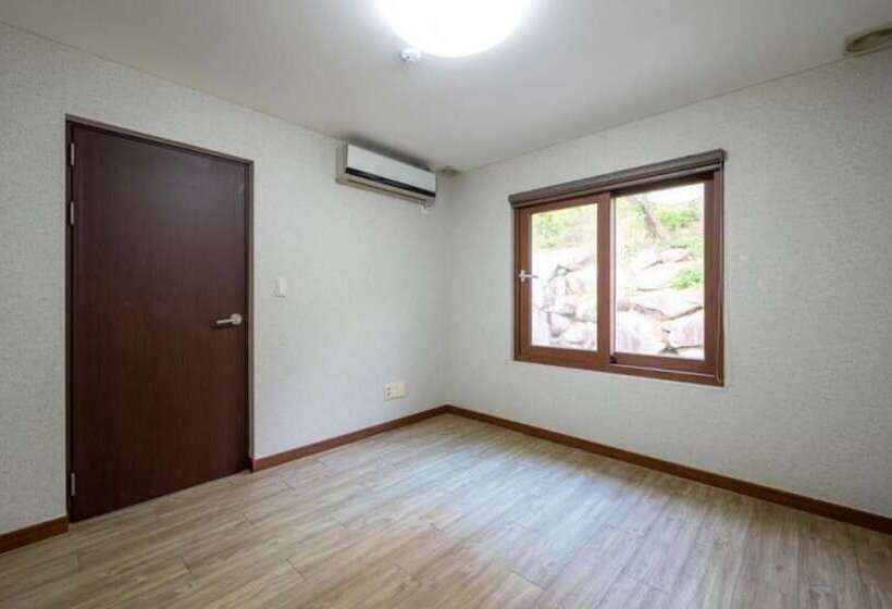 Sancheong Haru B Pension