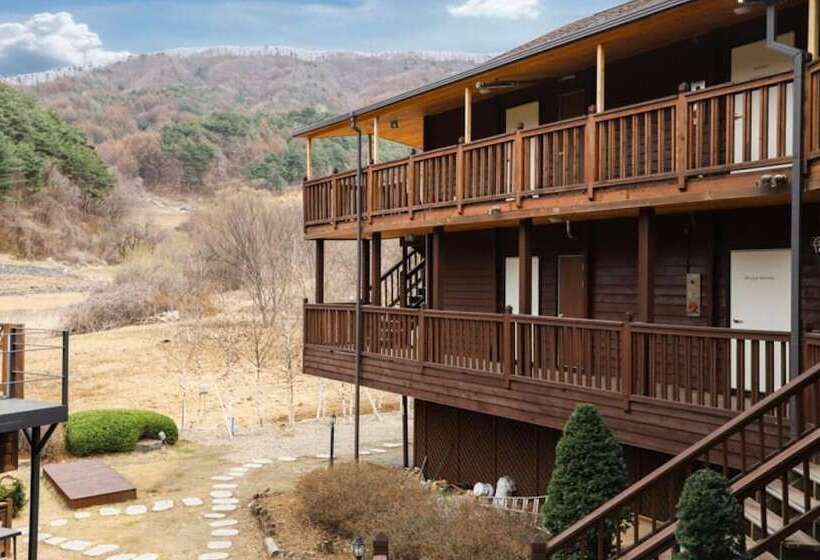 Hoengseong Alps Club Pension