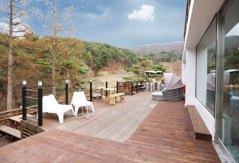 Hoengseong Alps Club Pension