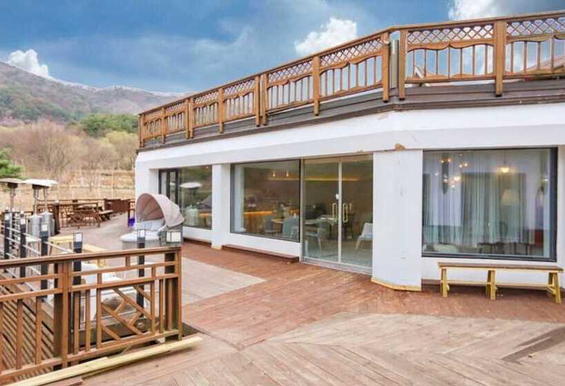 Hoengseong Alps Club Pension