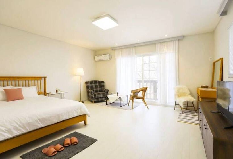 Hoengseong Alps Club Pension