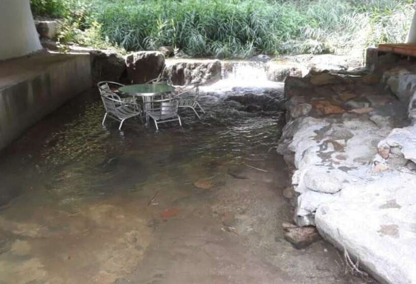 Hoengseong Haetbitdungji Pension