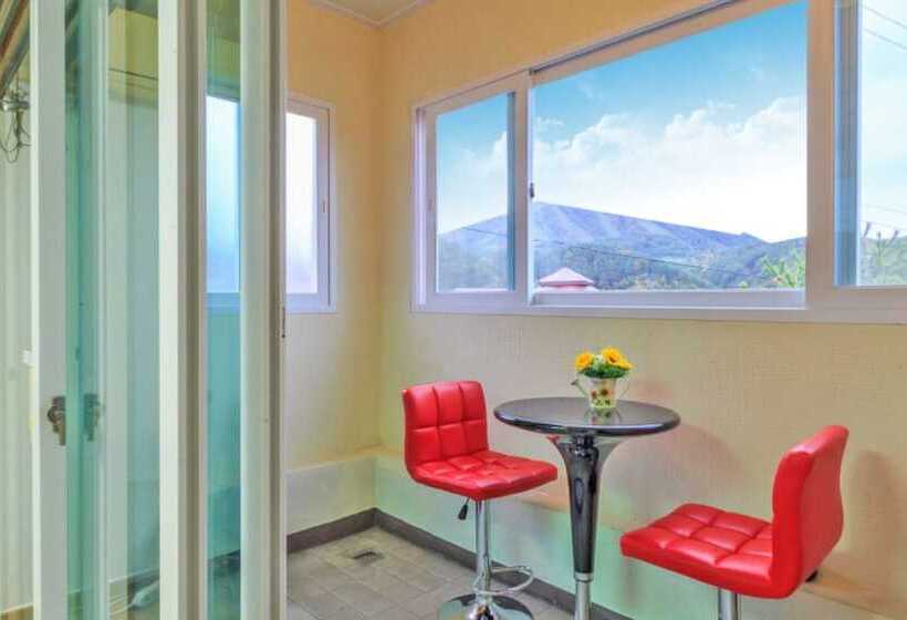 Hoengseong Modern Hill Pension