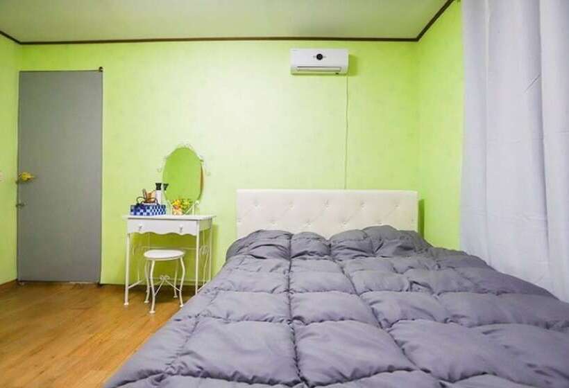 Hoengseong Sigollageune Pension