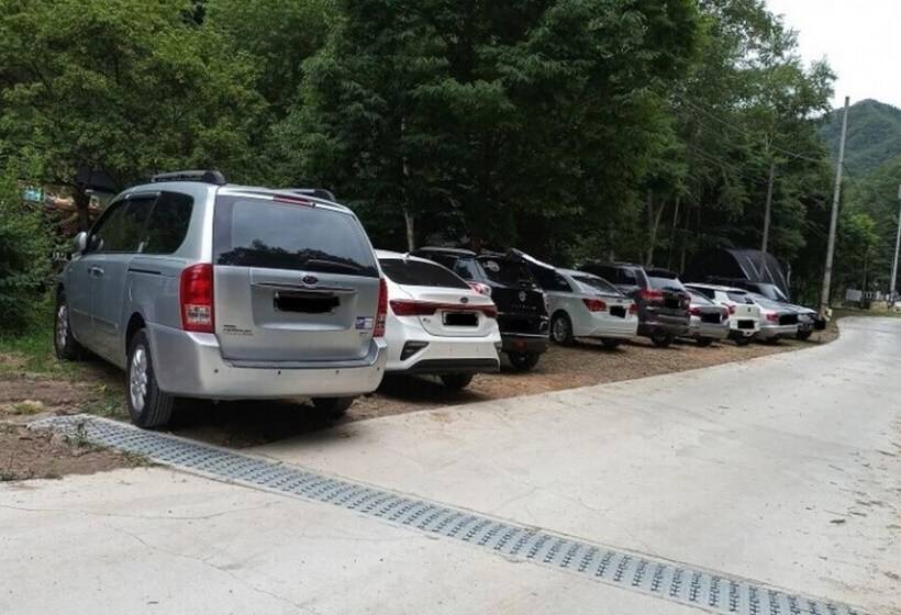 Hongcheon Bandi S Herb Pension