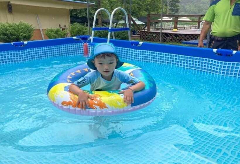 Hongcheon Bandi S Herb Pension