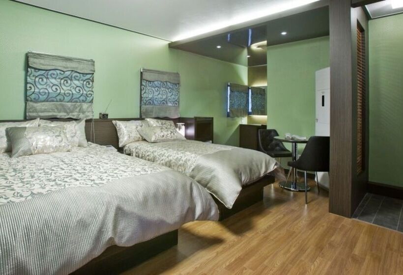 Hongcheon Blue Muffin Pension