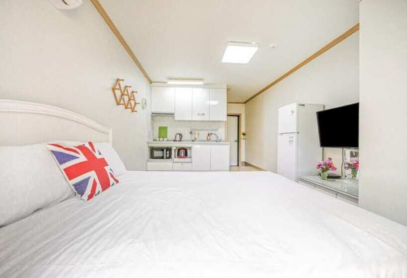 Hongcheon Deopyeonhan Pension