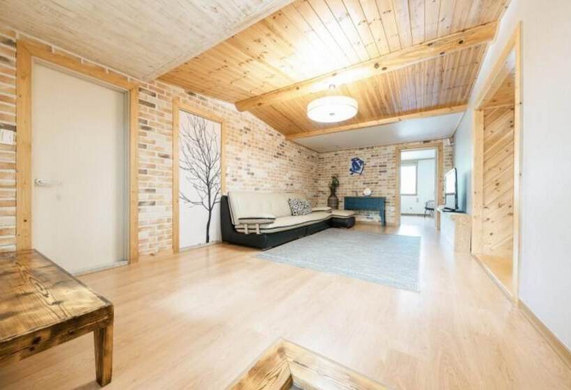 Hongcheon Fiction House Pension