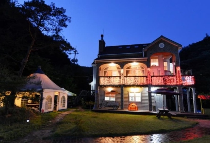 Hongcheon Gamjatown Pension