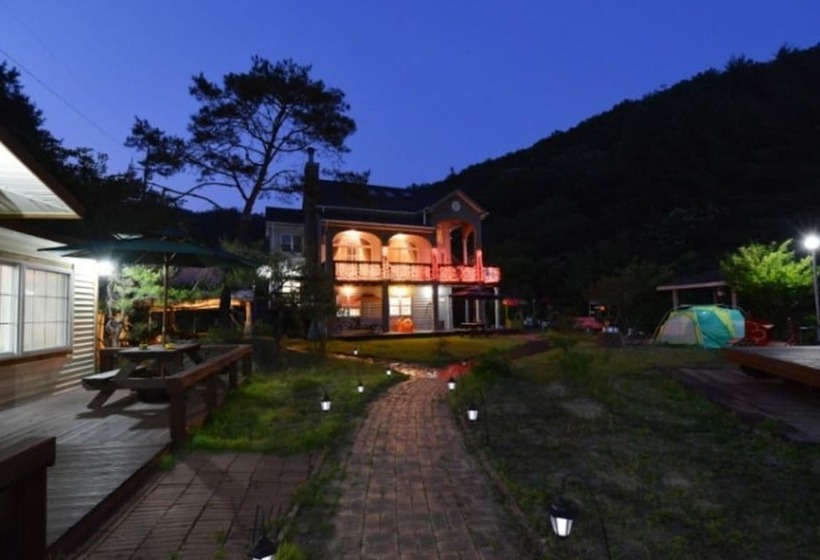 Hongcheon Gamjatown Pension