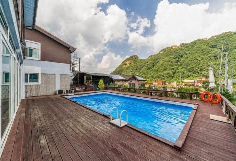 Hongcheon Tteul Pension