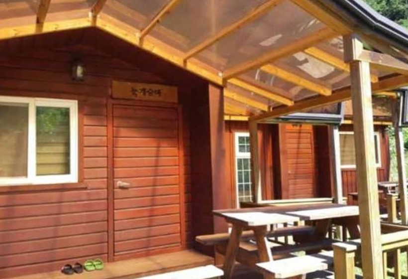 Hwacheon Bongori Tongnamujip Pension