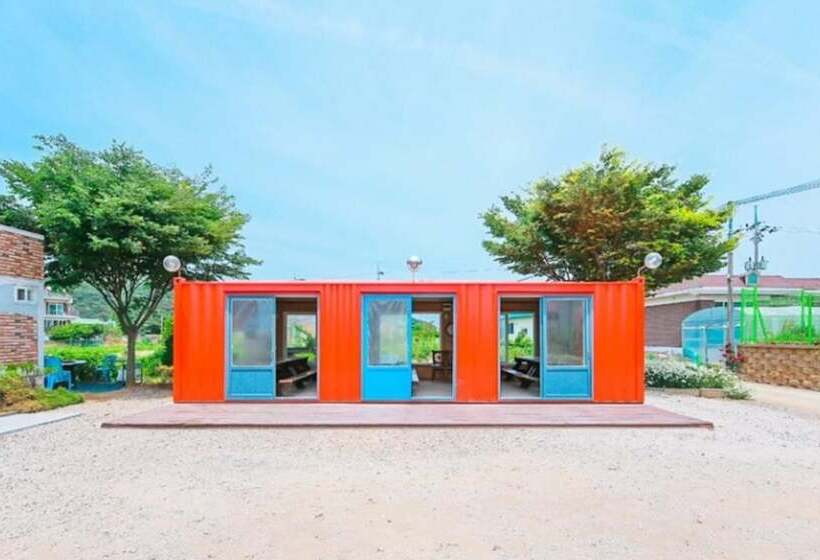 Hwaseong Badateuriyagi Pension