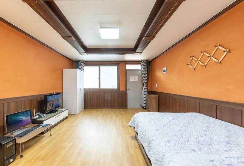 Inje Rainbow Pension