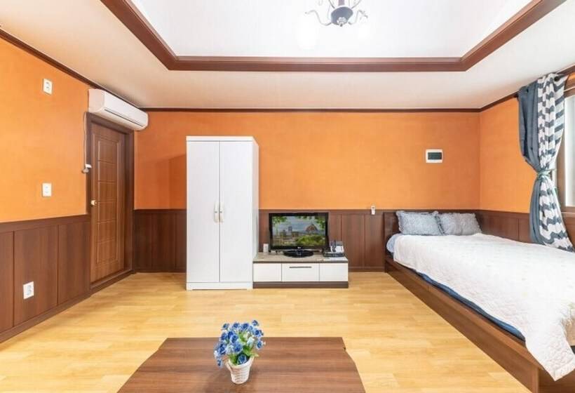 Inje Rainbow Pension