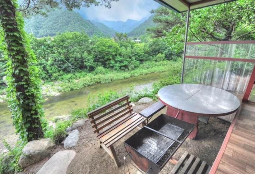 Inje Solbathwangto Pension