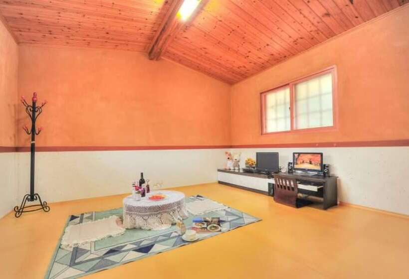 Inje Solbathwangto Pension