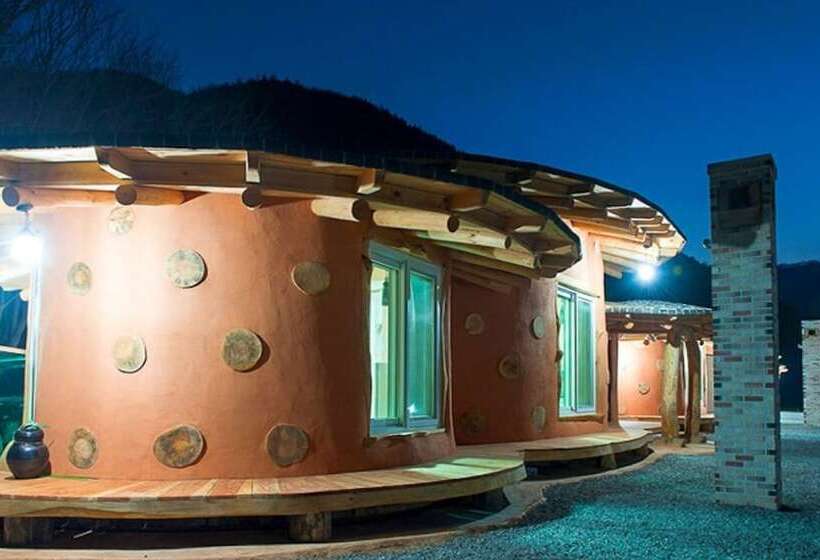 Jangseong Pyeonbaeksup Hwangto Pension