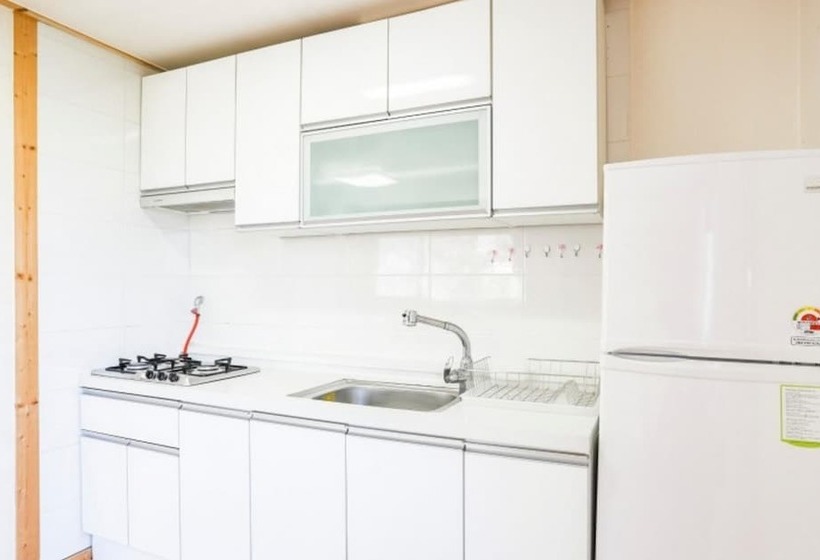 Jecheon Haereul Pumeun Dal Pension