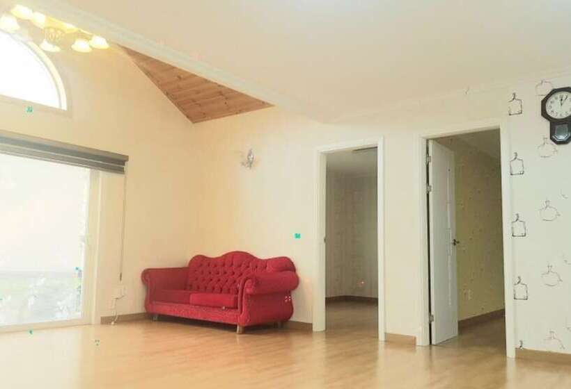 Jecheon Hakyeon Healing Pension