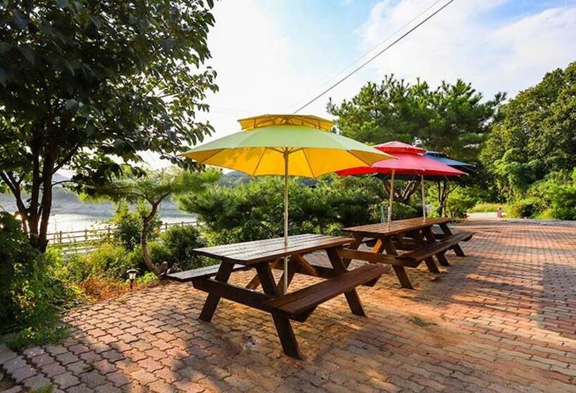 Jecheon Hosu Pension