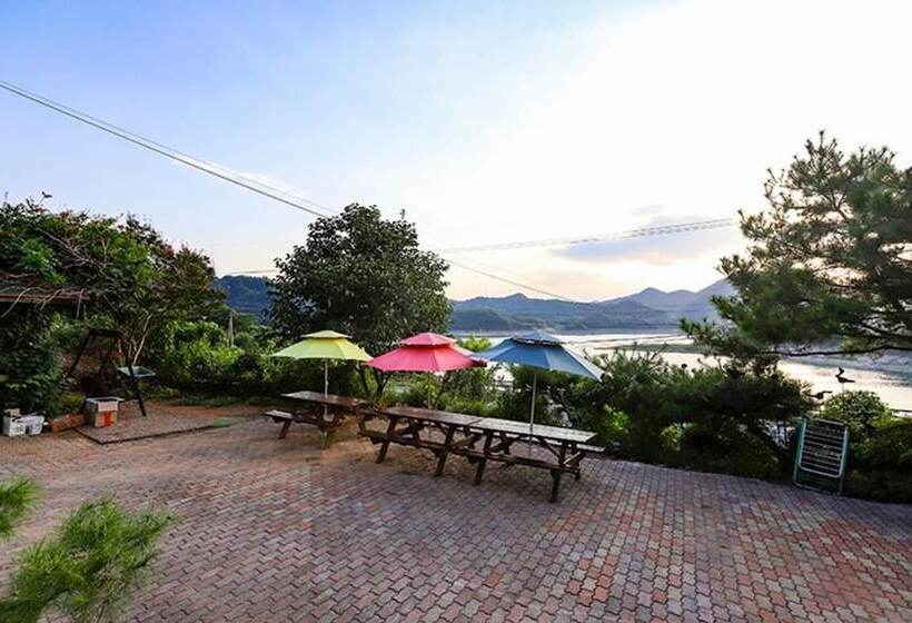 Jecheon Hosu Pension