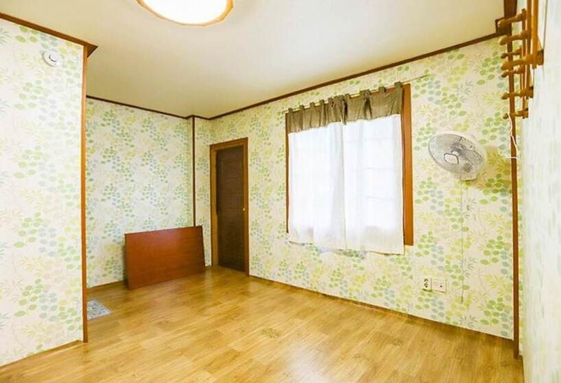 Jecheon Hosu Pension